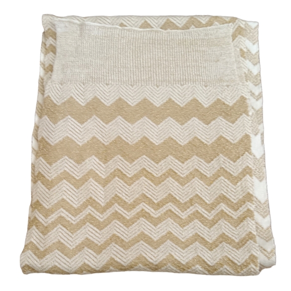 Source Unknown Accessories - Cream and gold chevron scarf